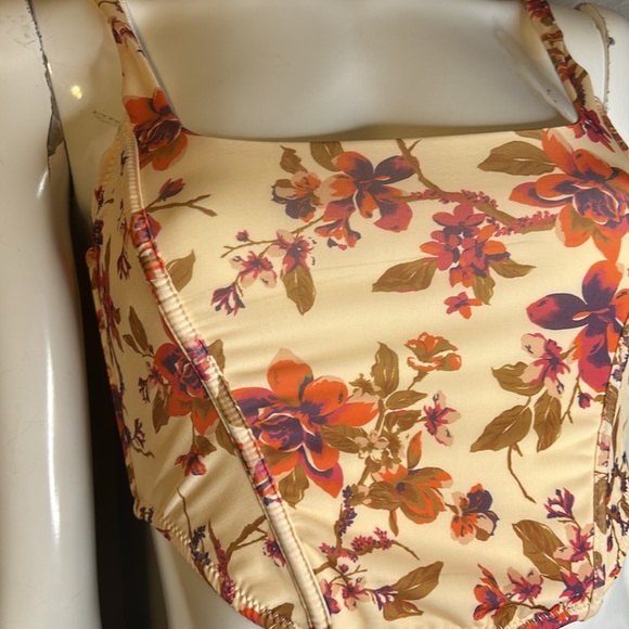 Floral Bustier Crop Top - Picture 3 of 5